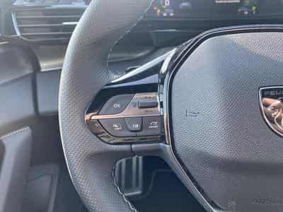 Peugeot 408 HYBRID 145 GT E-DCS6 (2025) - Photo 10