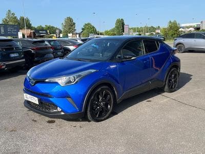Toyota C-HR 122 GRAPHIC 2WD E-CVT RC18 (2019) - Photo 1