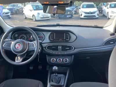 Fiat TIPO 1.6 MULTIJET 130 (2024) - Foto 10