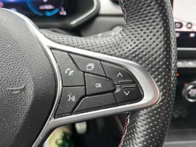 Renault CAPTUR II 1.6 E-TECH HYBRIDE 145 RS LINE (2022) - Photo 15