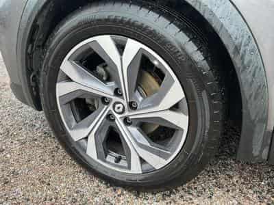 Renault CAPTUR II 1.6 E-TECH HYBRIDE 145 RS LINE (2022) - Photo 9