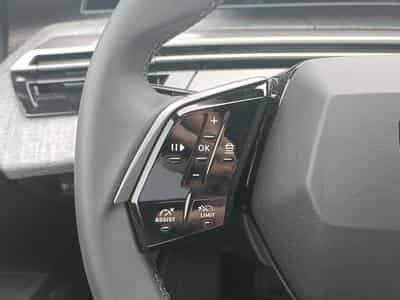 Peugeot 5008 HYBRID 145 ALLURE E-DCS6 (2025) - Photo 14