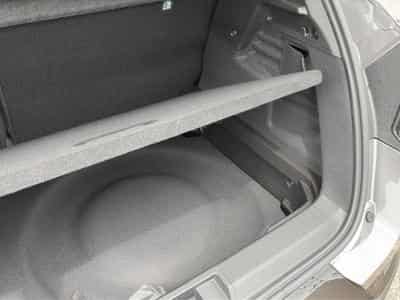 Renault CAPTUR II 1.8 E-TECH FULL HYBRID 160 TECHNO (2026) - Photo 12