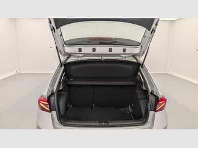 Skoda Fabia 1.0 TSI 95 CH BVM5 AMBITION (2023) - Photo 11