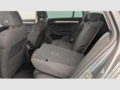 Skoda Superb 2.0 TDI 150 SCR DSG7 BUSINESS (2024) - Photo 12