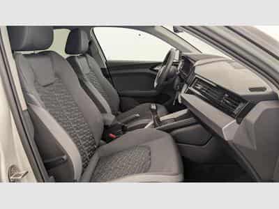 Audi A1 30 TFSI 116 ch BVM6 Design (2025) - Photo 9