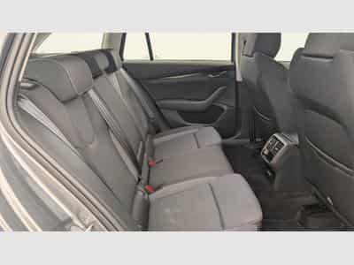 Skoda Octavia 2.0 TDI 150 CH DSG7 BUSINESS (2023) - Photo 10