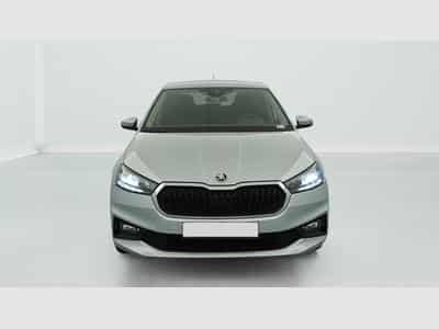 Skoda Fabia 1.0 MPI 80 CH BVM5 AMBITION (2023) - Photo 2