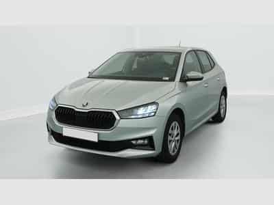 Skoda Fabia 1.0 MPI 80 CH BVM5 AMBITION (2023) - Photo 3