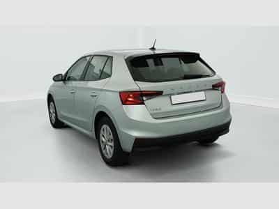 Skoda Fabia 1.0 MPI 80 CH BVM5 AMBITION (2023) - Photo 5