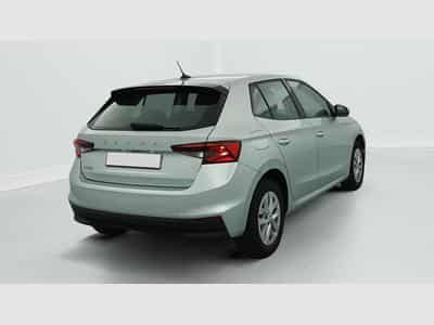 Skoda Fabia 1.0 MPI 80 CH BVM5 AMBITION (2023) - Photo 7