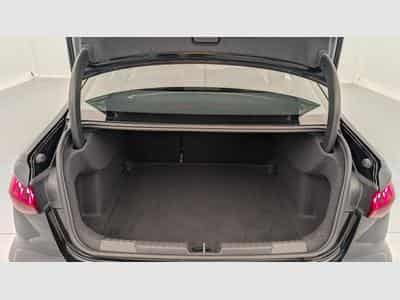 Audi A3 35 TDI 150 S tronic 7 Business Executive (2024) - Photo 11
