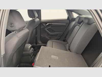 Audi A3 35 TDI 150 S tronic 7 Business Executive (2024) - Photo 12