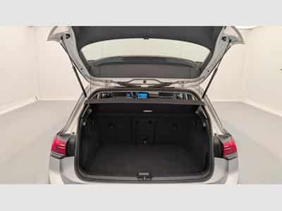 VW GOLF 8 1.0 TSI OPF 110 BVM6 LIFE (2021) - Photo 11