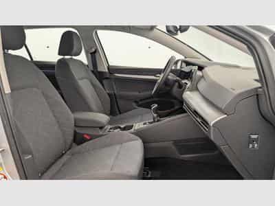 VW GOLF 8 1.0 TSI OPF 110 BVM6 LIFE (2021) - Photo 9