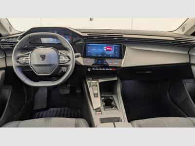 Peugeot 308 Hybrid 145 e-DCS6 Allure (2025) - Photo 14