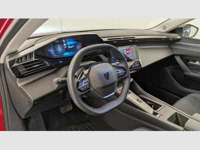 Peugeot 308 Hybrid 145 e-DCS6 Allure (2025) - Photo 15