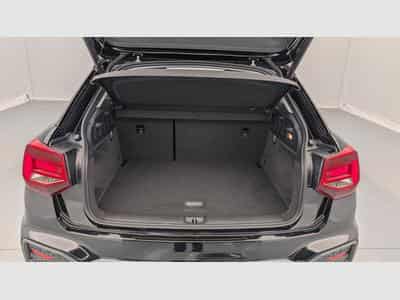 Audi Q2 35 TFSI 150 S tronic 7 Design (2022) - Photo 11