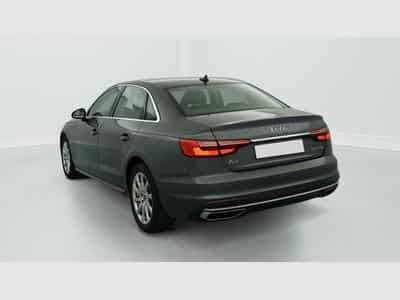 Audi A4 35 TFSI 150 S tronic 7 Design (2021) - Photo 5