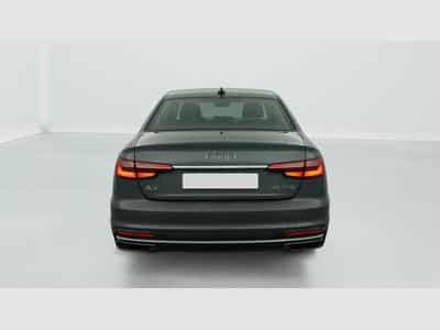 Audi A4 35 TFSI 150 S tronic 7 Design (2021) - Photo 6
