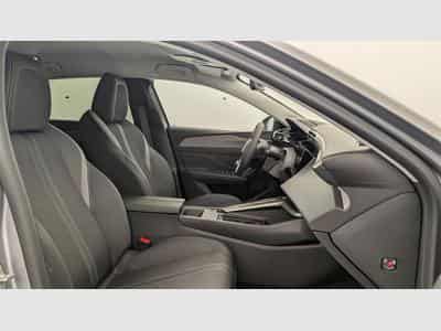 Peugeot 308 Hybrid 145 e-DCS6 Allure (2025) - Photo 9