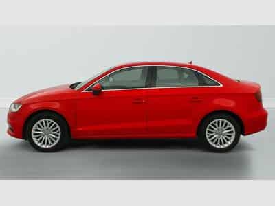 Audi A3 1.4 TFSI COD 140 AMBIENTE S TRONIC 7 (2014) - Foto 4