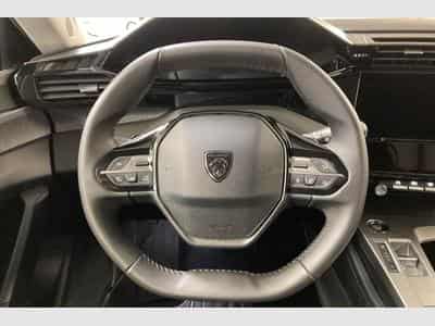 Peugeot 408 Hybrid 145 e-DCS6 Allure (2025) - Photo 14