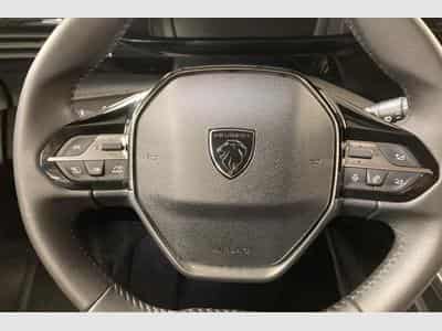 Peugeot 408 Hybrid 145 e-DCS6 Allure (2025) - Photo 15