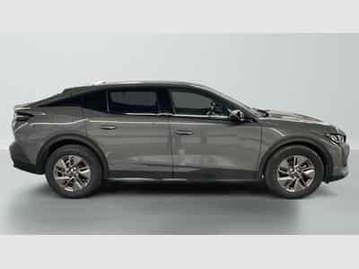 Peugeot 408 Hybrid 145 e-DCS6 Allure (2025) - Photo 8