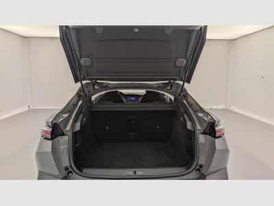 Peugeot 408 Hybrid 145 e-DCS6 Allure (2025) - Photo 11