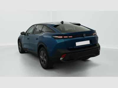 Peugeot 408 Hybrid 145 e-DCS6 Allure (2025) - Photo 5