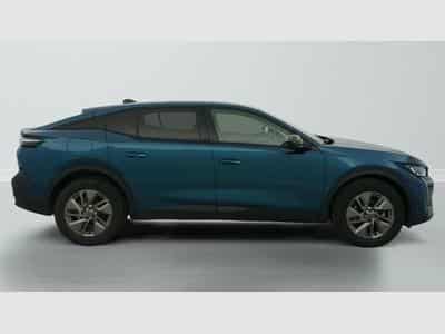 Peugeot 408 Hybrid 145 e-DCS6 Allure (2025) - Photo 8