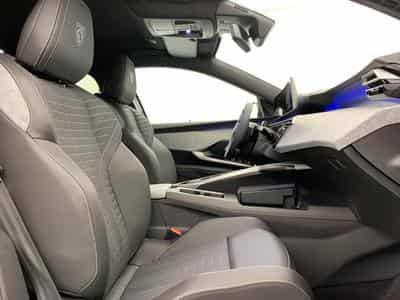 Peugeot 5008 HYBRID 145CH E-DCS6 GT (2026) - Photo 9