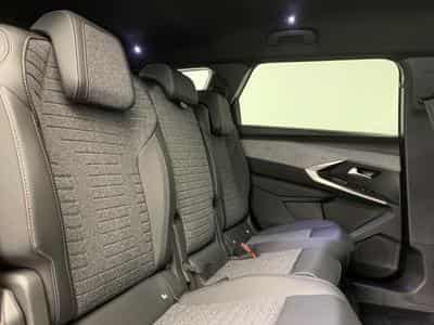 Peugeot 5008 HYBRID 145 CH E-DCS6 ALLURE (2026) - Photo 10