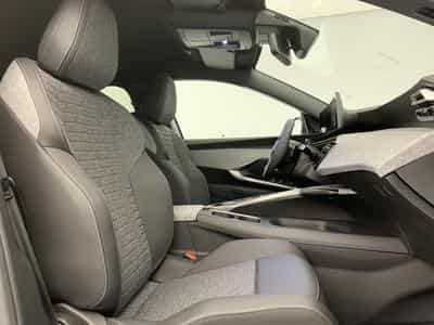 Peugeot 5008 HYBRID 145 CH E-DCS6 ALLURE (2026) - Photo 9