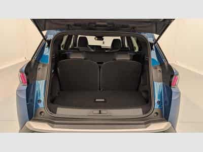 Peugeot 5008 HYBRID 145 CH E-DCS6 ALLURE (2025) - Photo 11