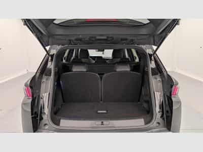 Peugeot 5008 HYBRID 145 CH E-DCS6 ALLURE (2025) - Photo 11