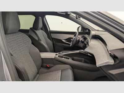 Peugeot 5008 HYBRID 145 CH E-DCS6 ALLURE (2025) - Photo 9