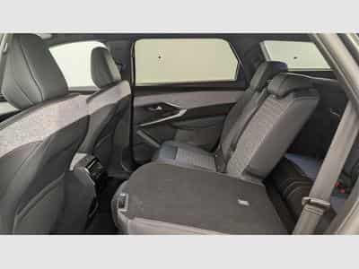 Peugeot 5008 HYBRID 145 CH E-DCS6 ALLURE (2025) - Photo 12