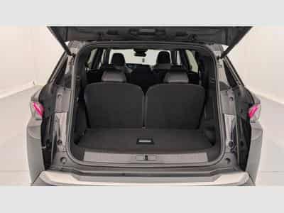 Peugeot 5008 HYBRID 145CH E-DCS6 GT (2025) - Photo 11