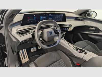 Peugeot 5008 HYBRID 145CH E-DCS6 GT (2025) - Photo 15