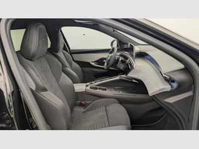 Peugeot 5008 HYBRID 145CH E-DCS6 GT (2025) - Photo 9
