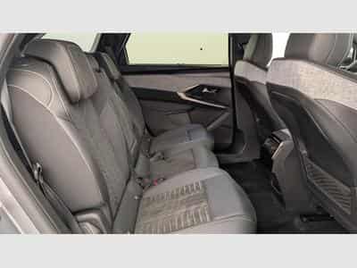 Peugeot 5008 HYBRID 145CH E-DCS6 GT (2025) - Photo 10