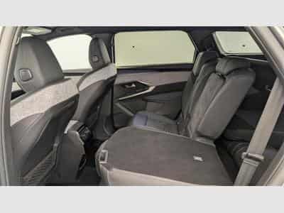 Peugeot 5008 HYBRID 145CH E-DCS6 GT (2025) - Photo 12