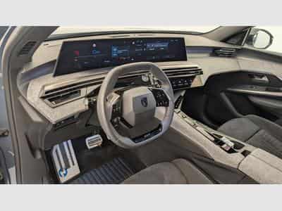 Peugeot 5008 HYBRID 145CH E-DCS6 GT (2025) - Photo 13
