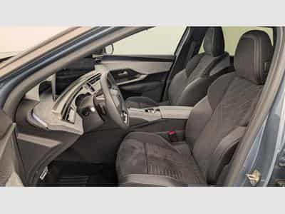 Peugeot 5008 HYBRID 145CH E-DCS6 GT (2025) - Photo 14