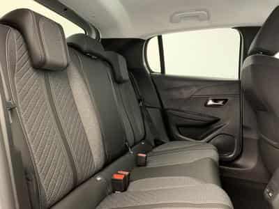 Peugeot 208 Hybrid 110 ch e-DCS6 Allure (2026) - Photo 9