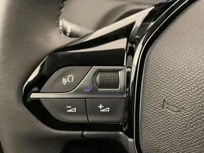 Peugeot 208 Hybrid 110 ch e-DCS6 Allure (2026) - Photo 14