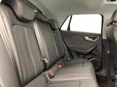 Audi Q2 35 TDI 150 S tronic 7 Design (2026) - Photo 10