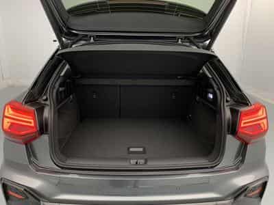Audi Q2 35 TDI 150 S tronic 7 Design (2026) - Photo 11